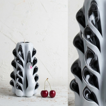 Decorative candles - Medium White and Black - Swan inspired style - Carved candle - EveCandles